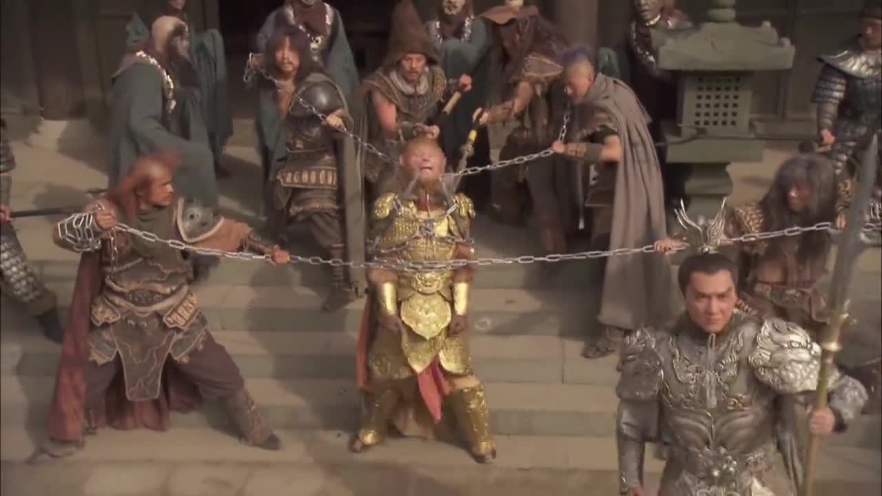 孙行者大闹天宫,十万天兵天将拿他不住,打烂丹炉大闹天宫