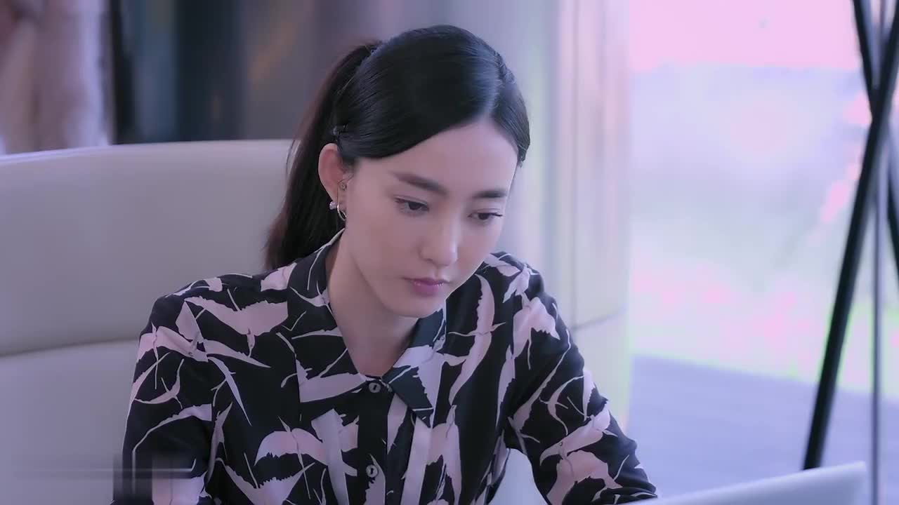 漂洋过海来看你:郑楚要辞职,苏芒不解,郑楚:我没理由呆在这了