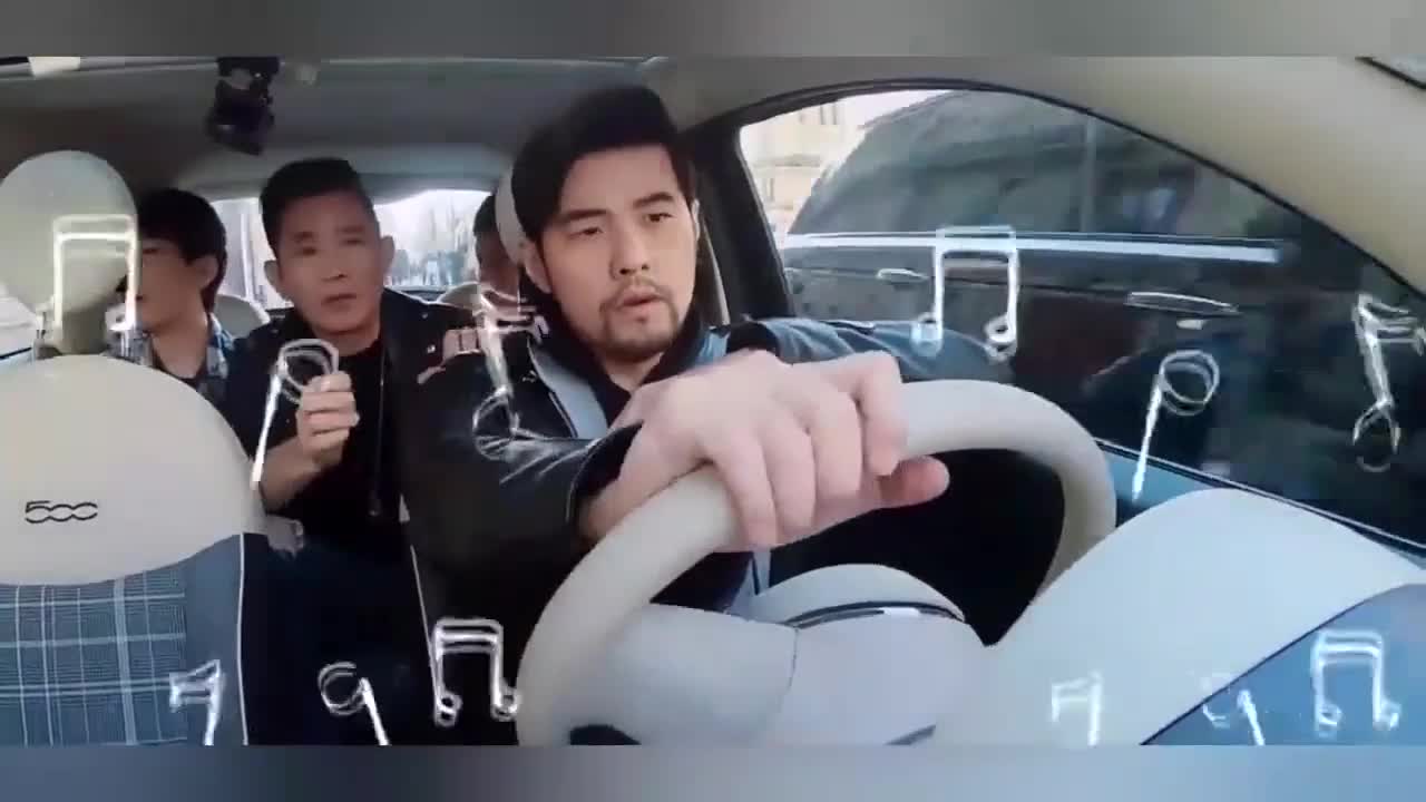 周杰伦开车放告白气球遭兄弟们嫌弃换换换你太自恋了