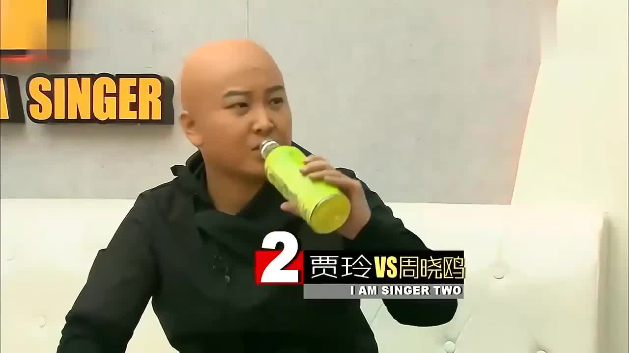 贾玲扮演周晓鸥王祖蓝扮演黄绮珊最后大张伟亮了