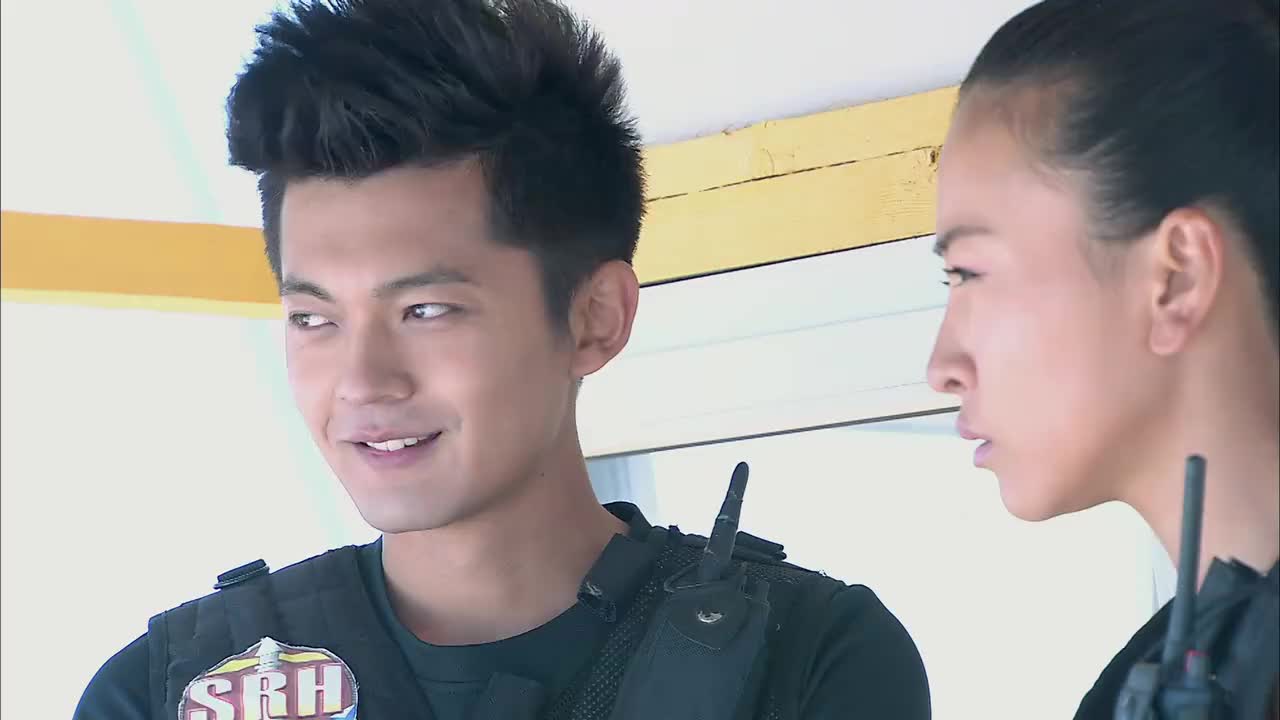 海岛救护队英哲和盛楠讨论花少彦的事情