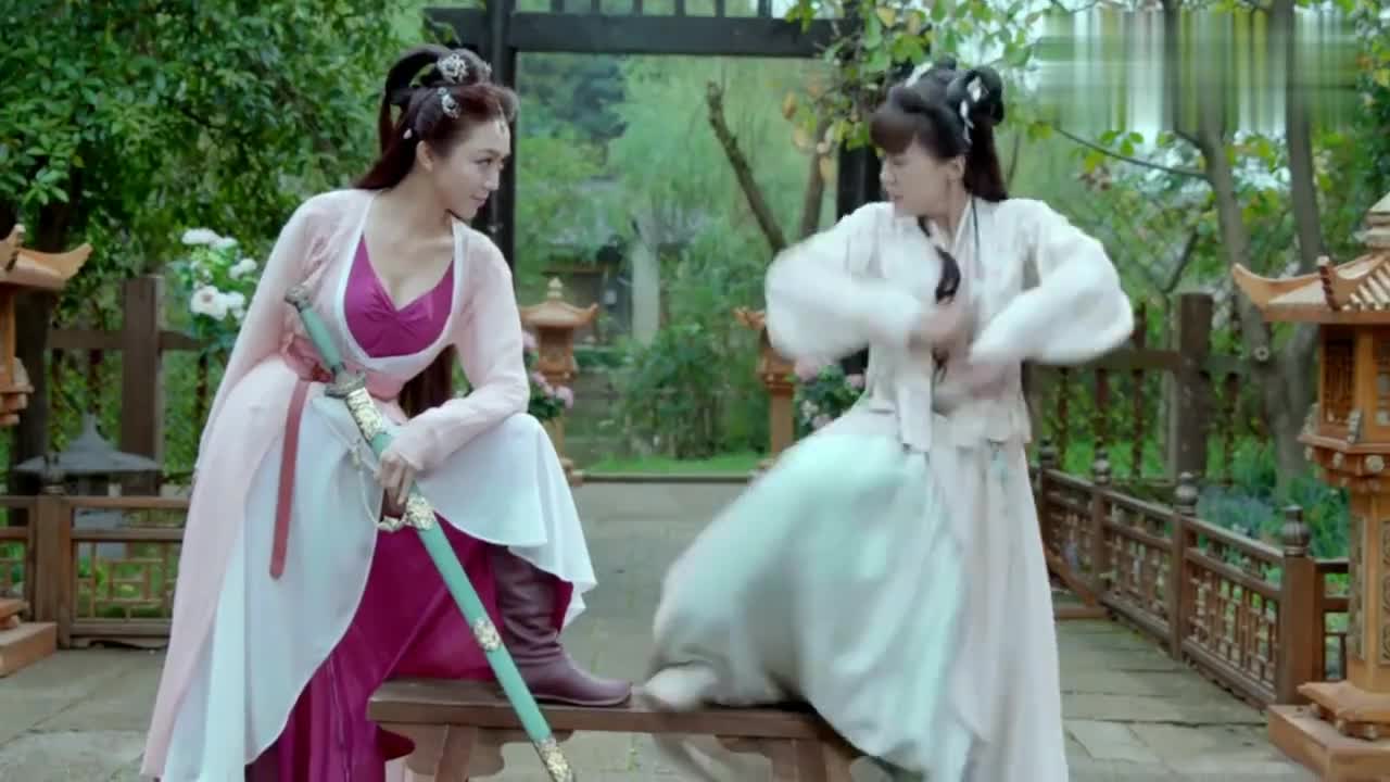 医馆笑传朱一品夸陈安安可爱柳若馨怒了一招吓坏朱一品