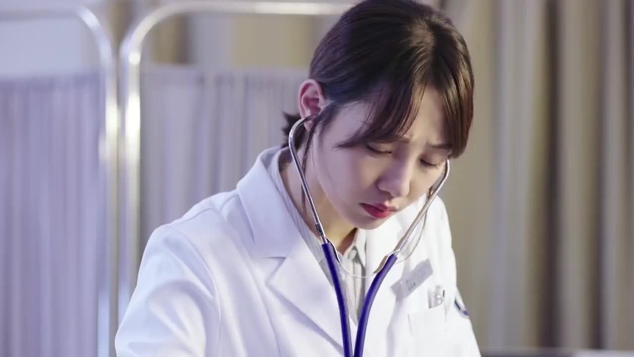 美女医生问几个问题就知道病发是哪太专业了