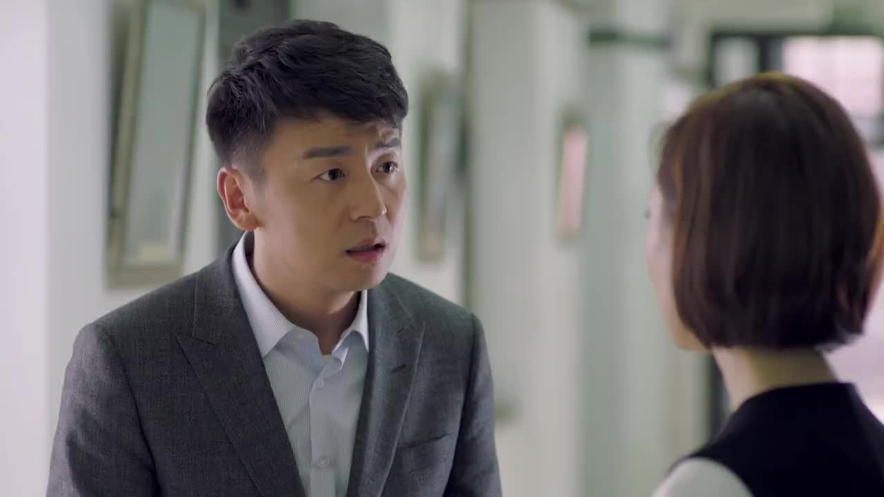 我爱男保姆方原看着丹尼尔说自己是他的爸爸