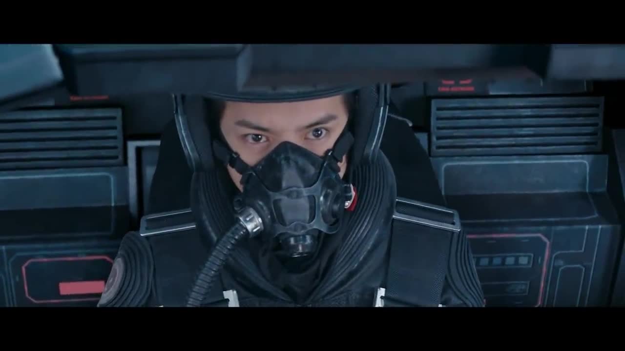 江洋启动无人机自毁程序,炸掉的都是白花花的银子