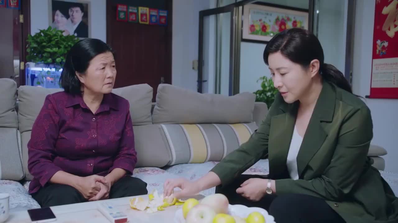 遍地书香婆媳谈话婆婆突然自责不已这究竟是为何