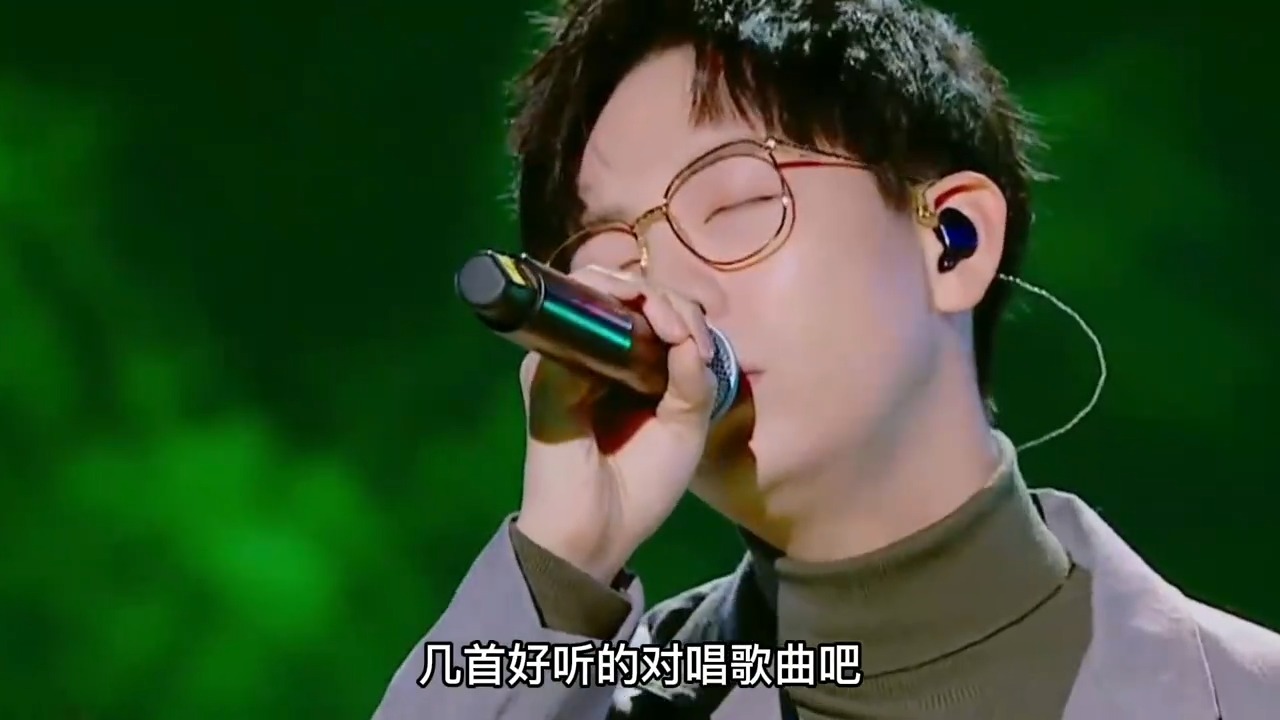 这才叫“神仙合唱”，林志炫周传雄合唱《记事本》，开口太震撼！