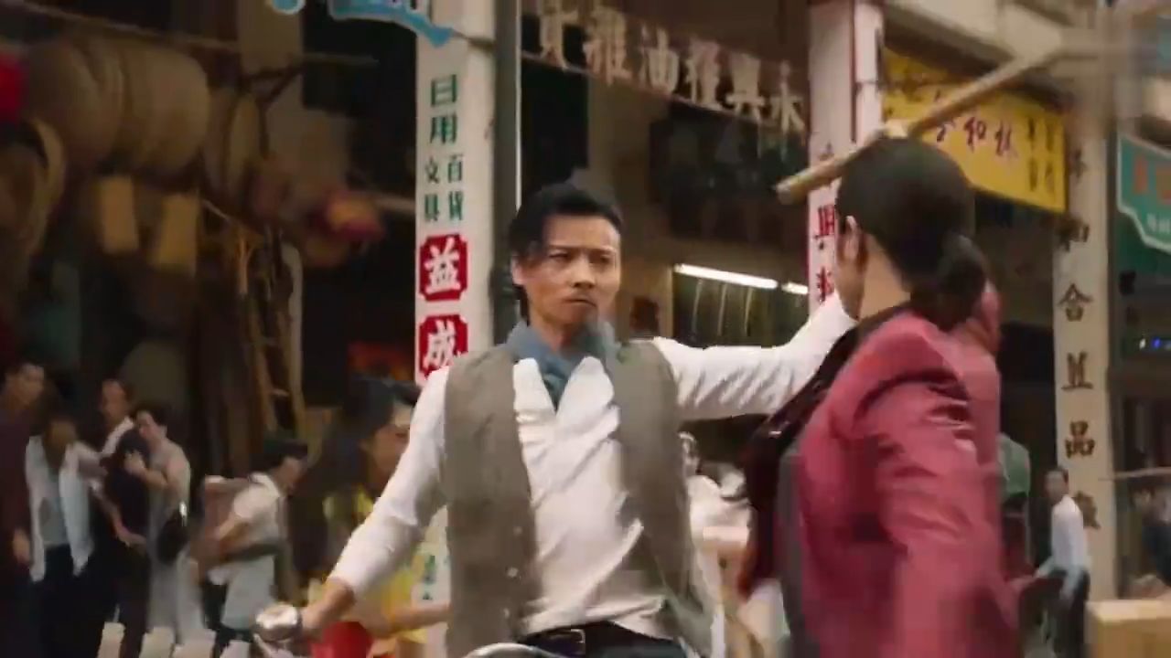 叶问外传：儿子的礼物被混混弄坏，张天志直接让他后悔没地哭！