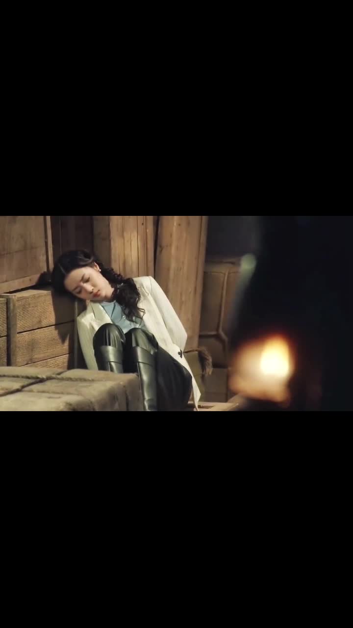 蜂鸟:顾曼婷遭罪,要么服毒要么做慰安妇