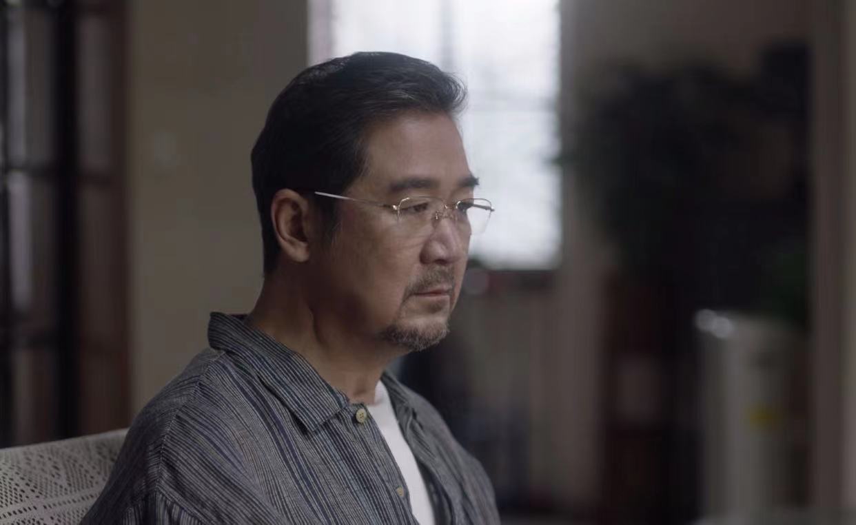 编剧给蔡菊英这个角色的设计,还是有打击小三的嫌疑,毕竟蔡菊英在剧中