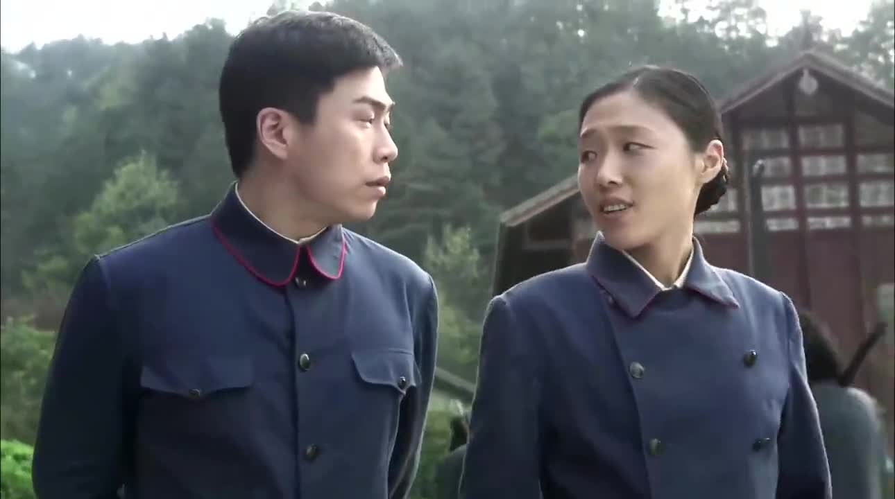 风筝郑耀先与韩冰被放回劳教农场两人做重体力活累垮