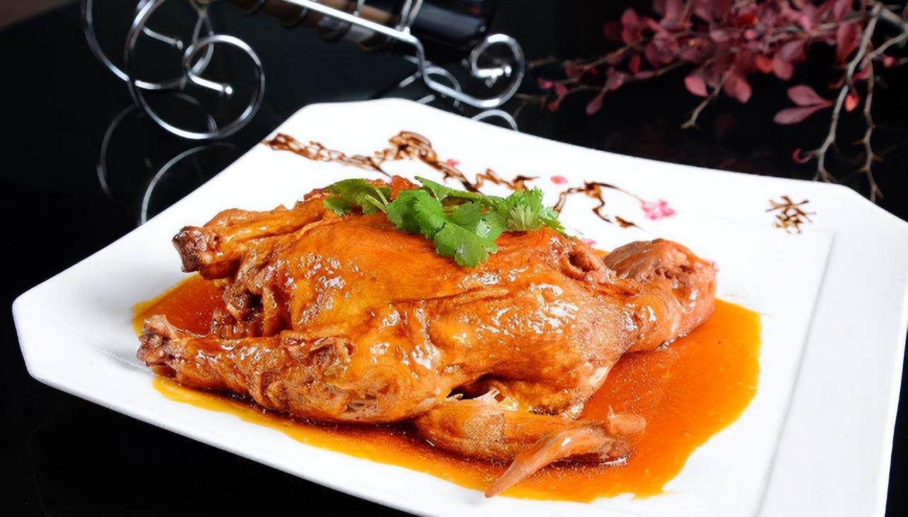 风靡全国的德州扒鸡传承几千年的美食文化却拥有着这样的传说