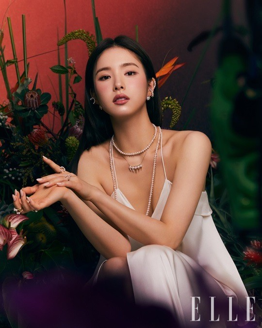 申世景最新 Elle 杂志写真曝光 申世景 杂志 韩国女艺人 新浪新闻