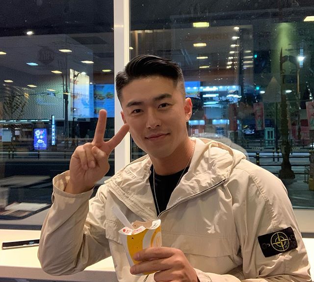 帅气儒雅的成熟男人是你喜欢的类型么