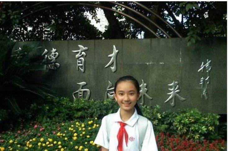 今天小编要说的这位童星叶子,她的经历却和上面的几个人不一样
