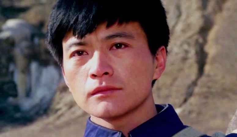 "老戏骨"周里京:事业最巅峰时,妻子在家遇害,成为他一生的痛_高清图集