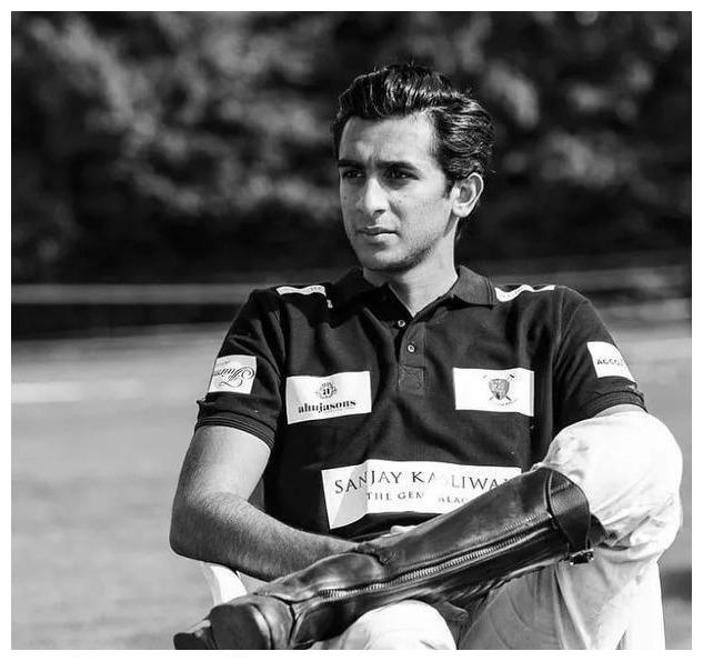 辛格俨然是一位从童话中走来的王子,成为全印度少女心中最想嫁的男人.