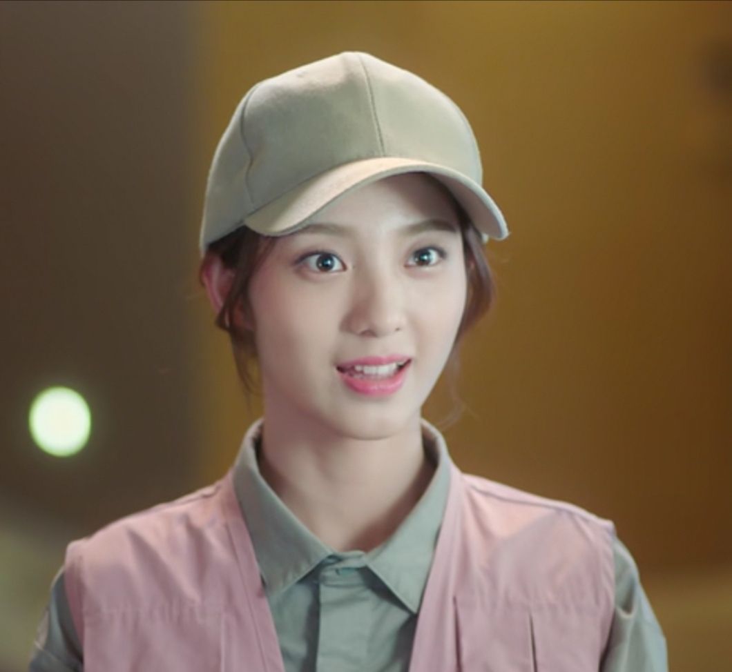 《外星女孩柴小七》的女主角不仅超美,而且衣品还很好!