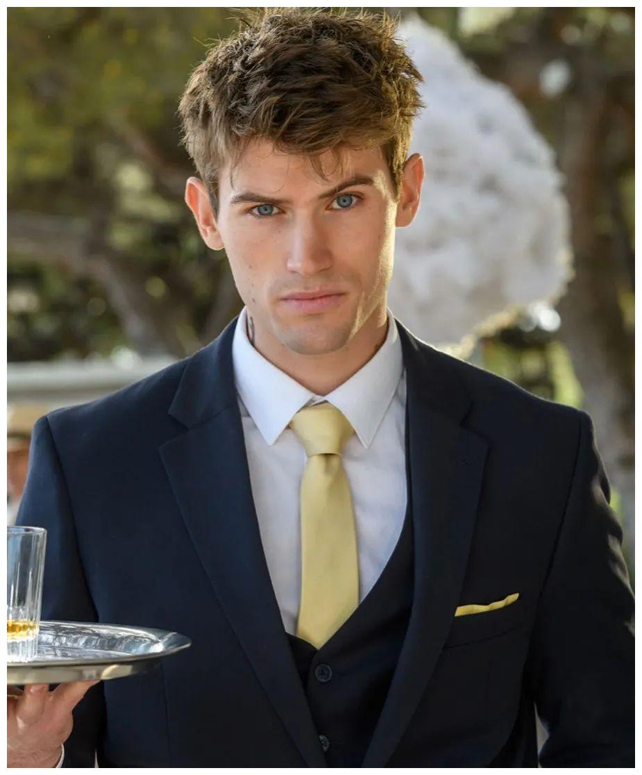 法国男人太帅了,这部时尚剧集里,每一位男演员外形都不输超模|男演员