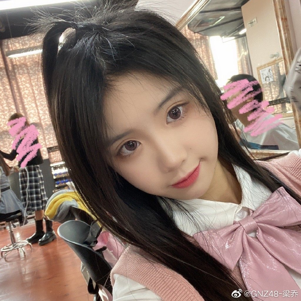 美女艺人gnz48-梁乔迷人可爱美照