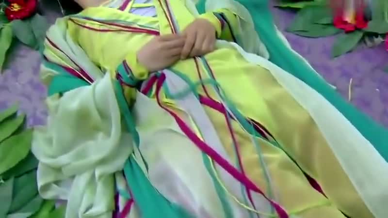 天天有喜:七姐被放逐海里,漂流而去,大家恋恋不舍