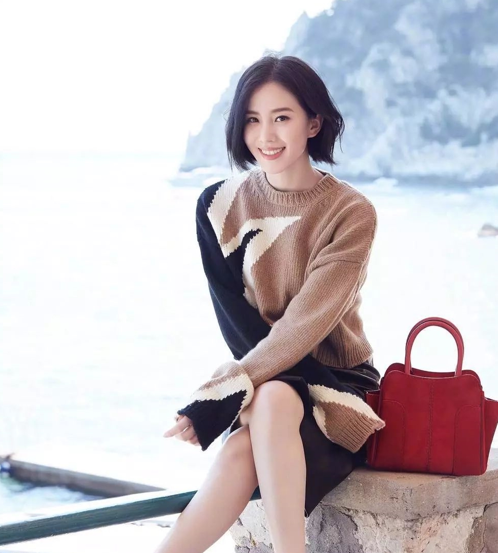 女明星穿衣各有风格,掌握住好身材小秘诀,你也能拥有迷人气质__财经