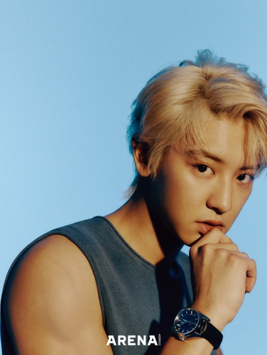 韩国男团exo成员灿烈最新杂志写真曝光