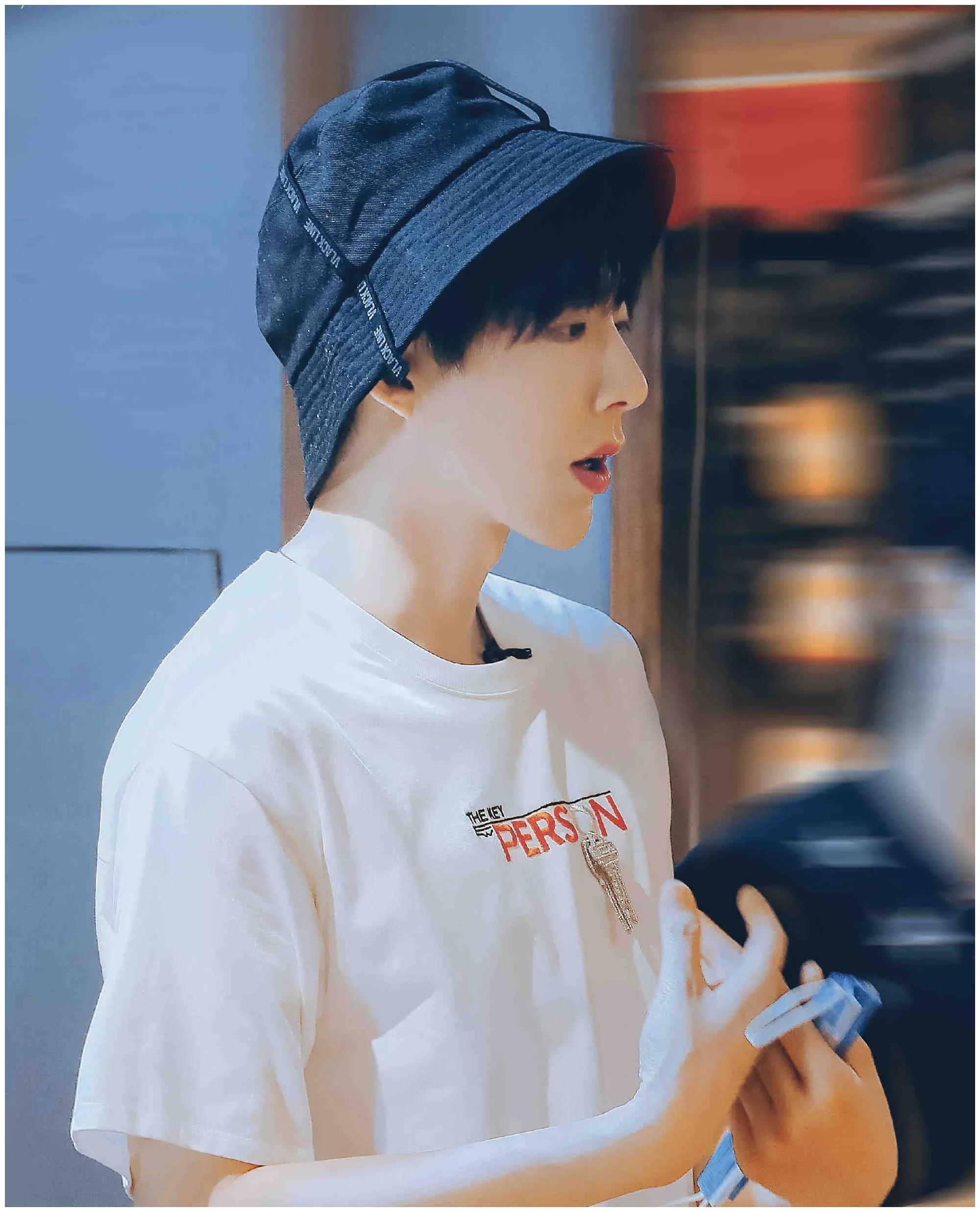 男明星最爱渔夫帽肖战王一博两个风格杨洋刘宇宁男友风