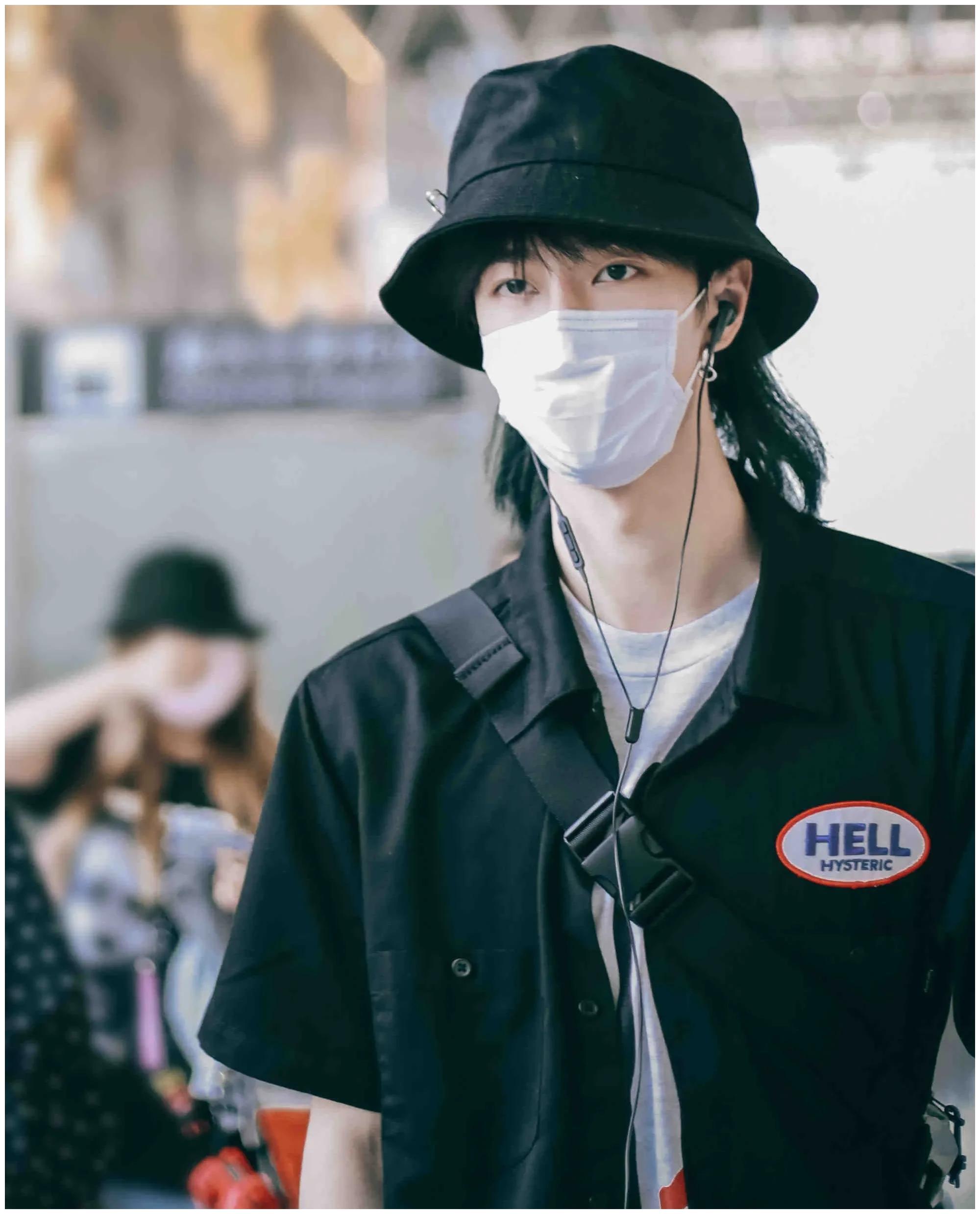 男明星最爱渔夫帽肖战王一博两个风格杨洋刘宇宁男友风