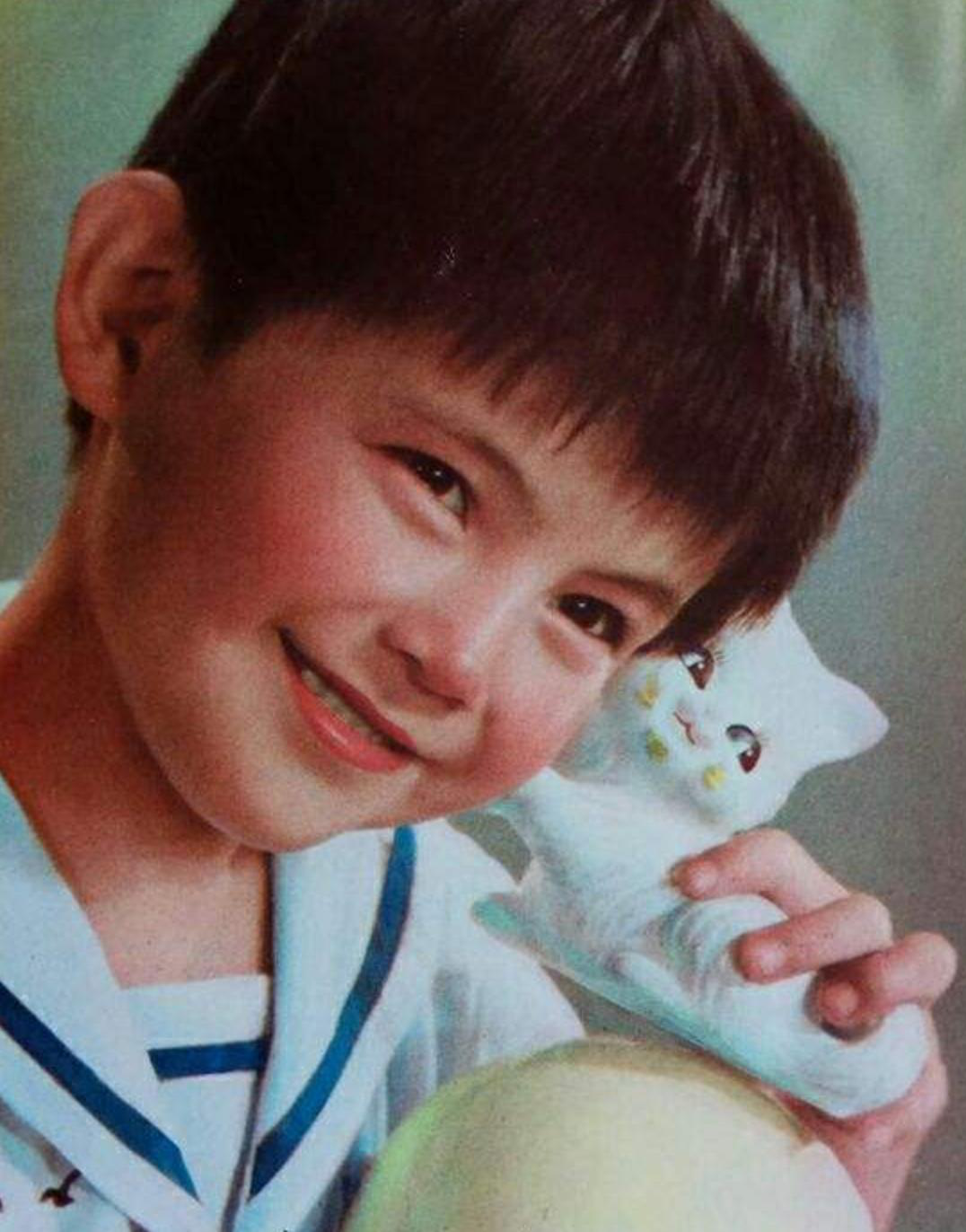 天才童星方超2岁开始拍戏红透80年代如今怎样了