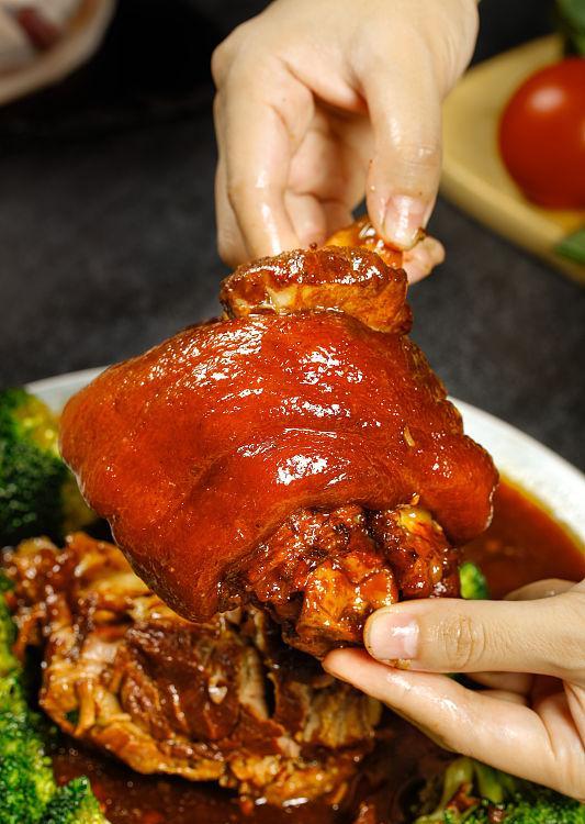 家常肘子的做法__财经头条