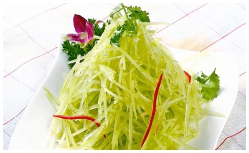 凉拌笋丝,好不好吃全在这一步,大厨教你技巧,鲜亮有脆爽