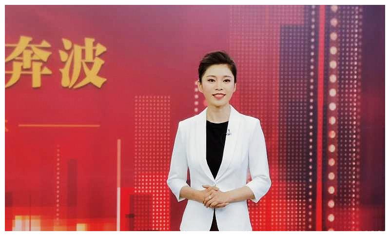 甘肃电视台《家园》栏目主持人马苗艺术简介