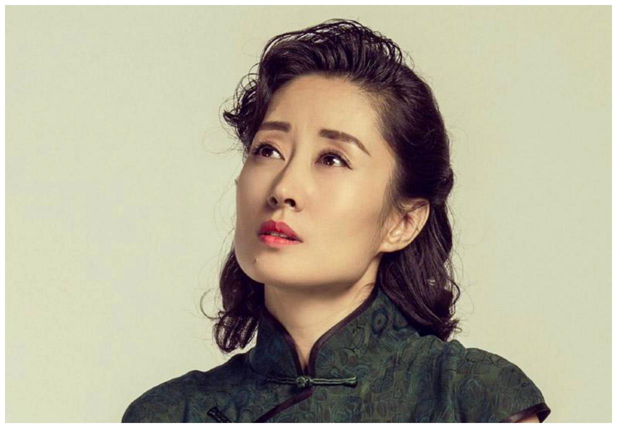 他们背后没有公司没有经纪人,独自在娱乐圈发展,却非常火爆