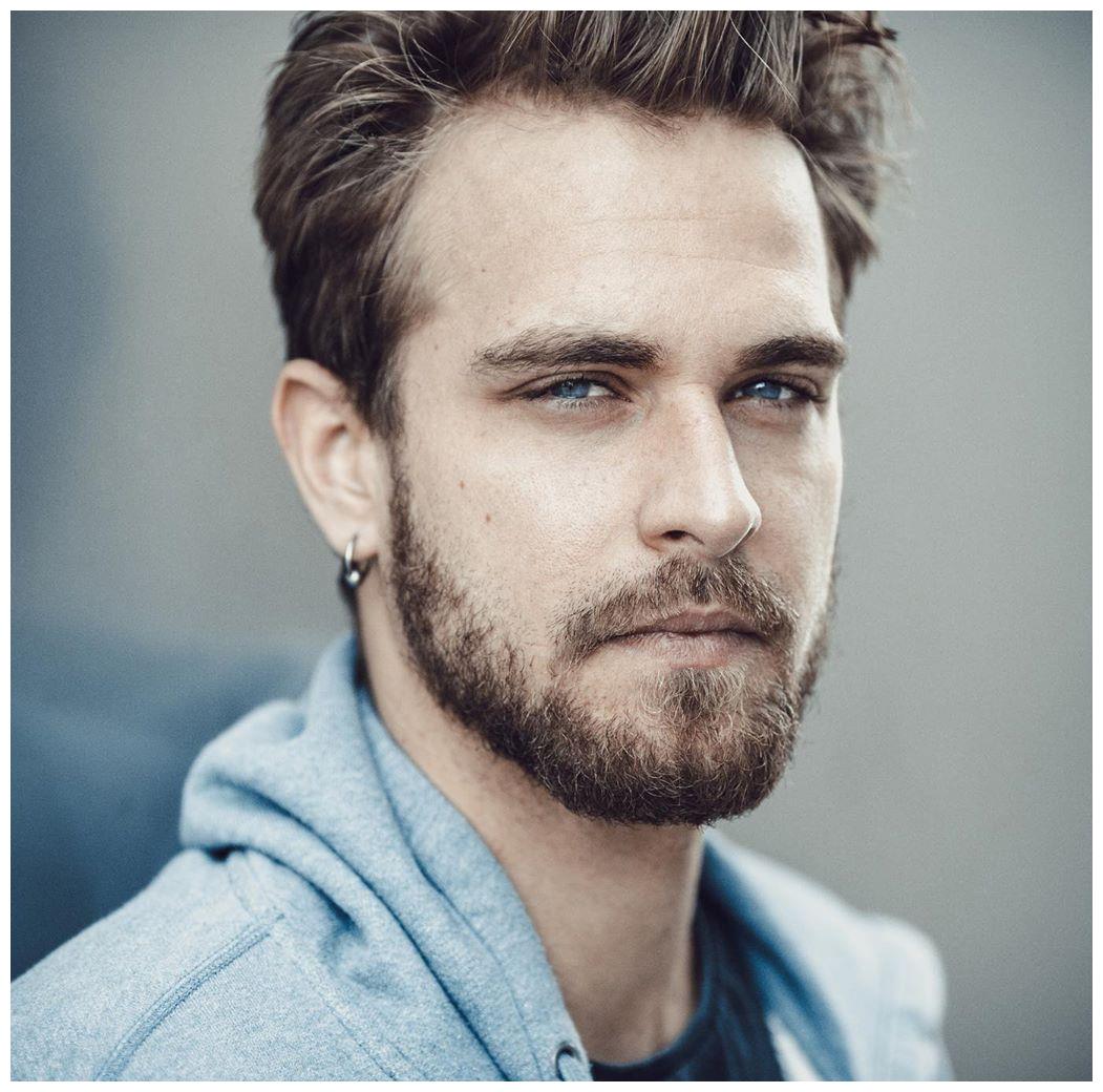 这部时尚剧集里,每一位男演员外形都不输超模|男演员|法国|外形_新浪