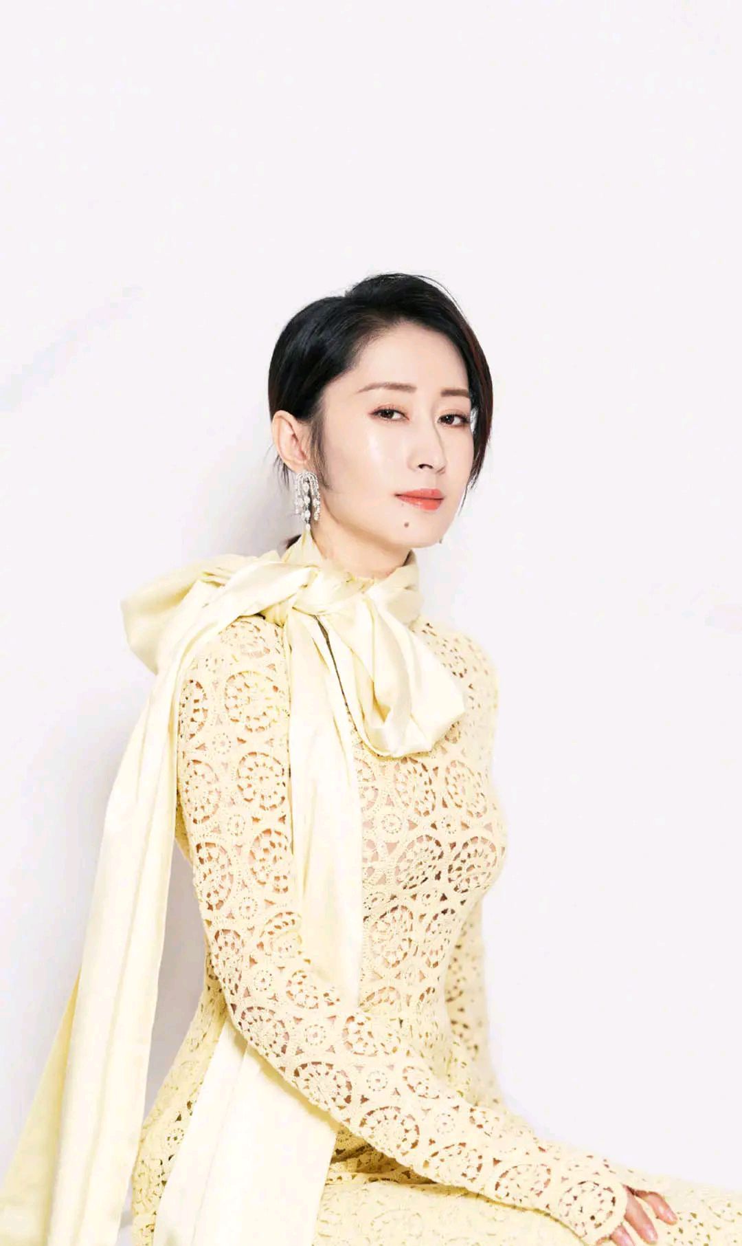 刘敏涛精美壁纸：优雅大方，女人味十足！