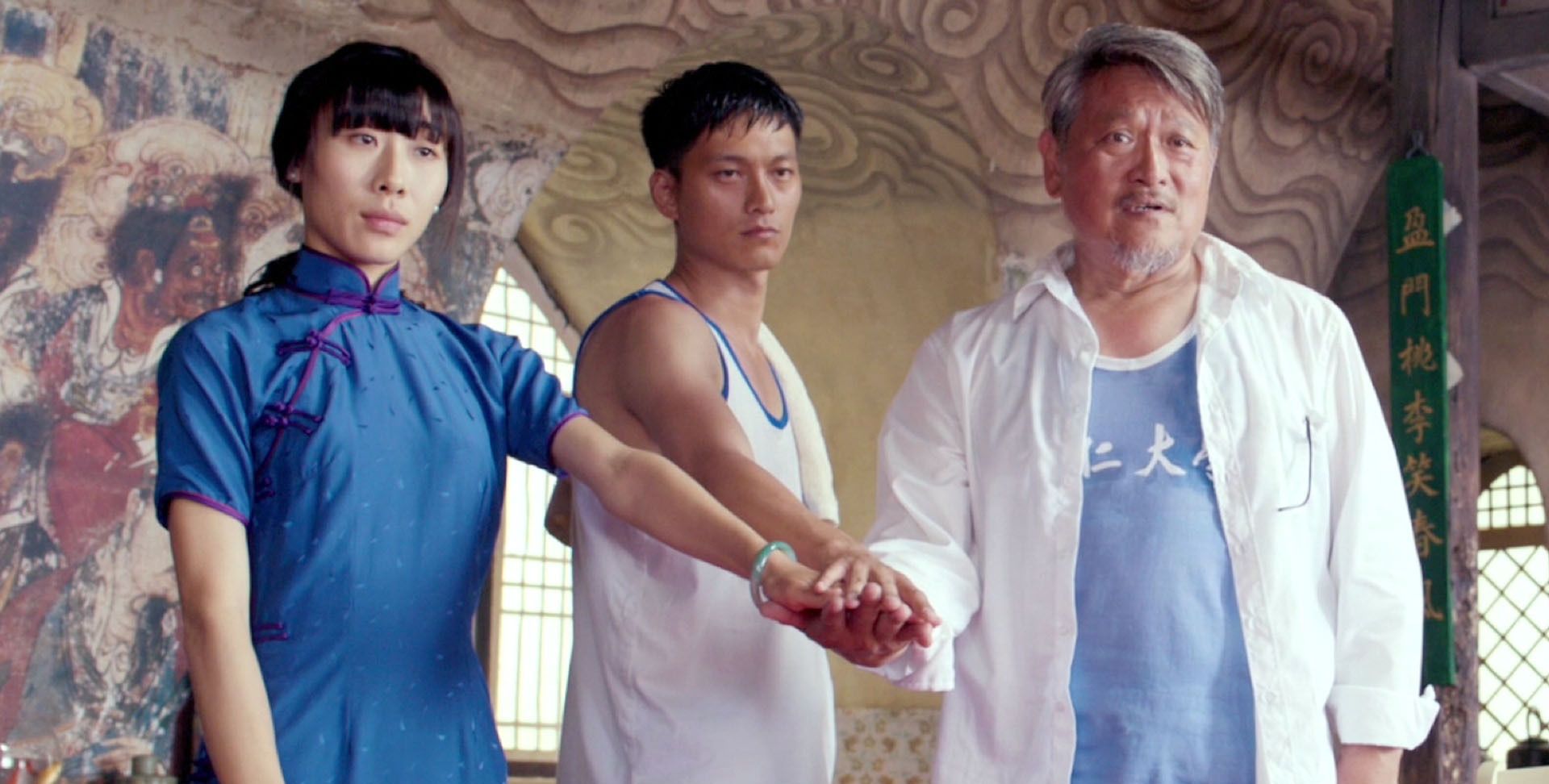 《疯狂的石头》2006年由刘德华投资,宁浩导演的这部,算得上新千年以后