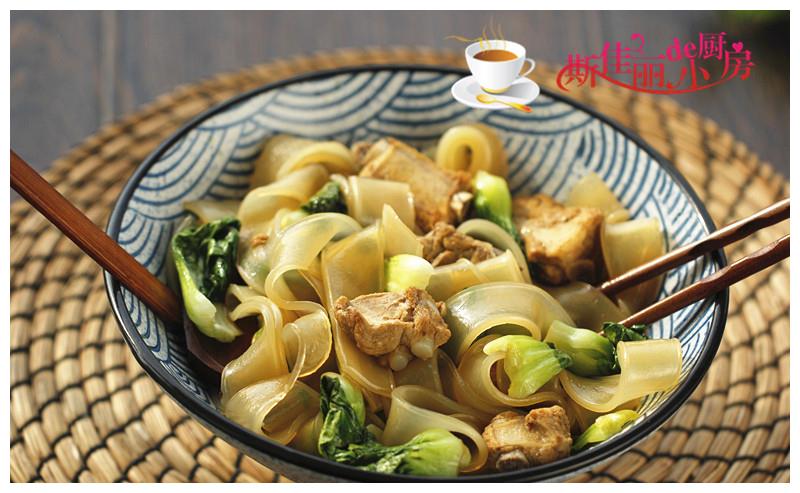 春天这菜我每周必做2次,再贵也别省,补钙长高个不长肉