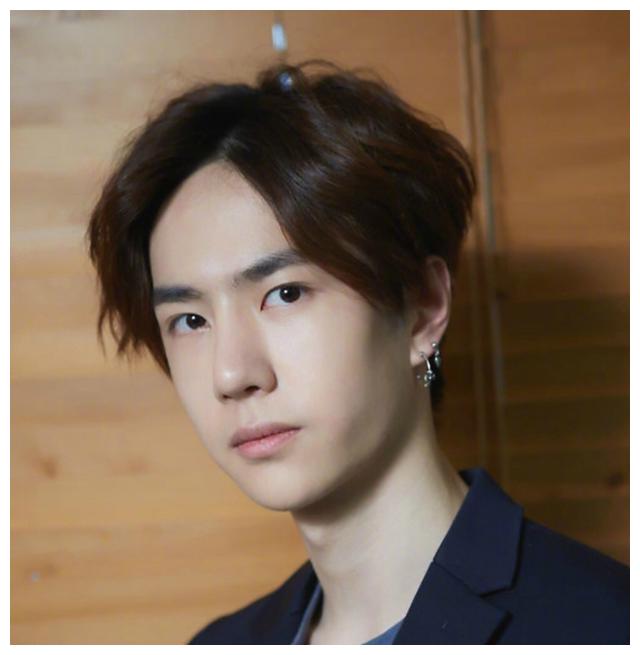 王一博将要播出的四部剧与张艺兴赵丽颖等合作