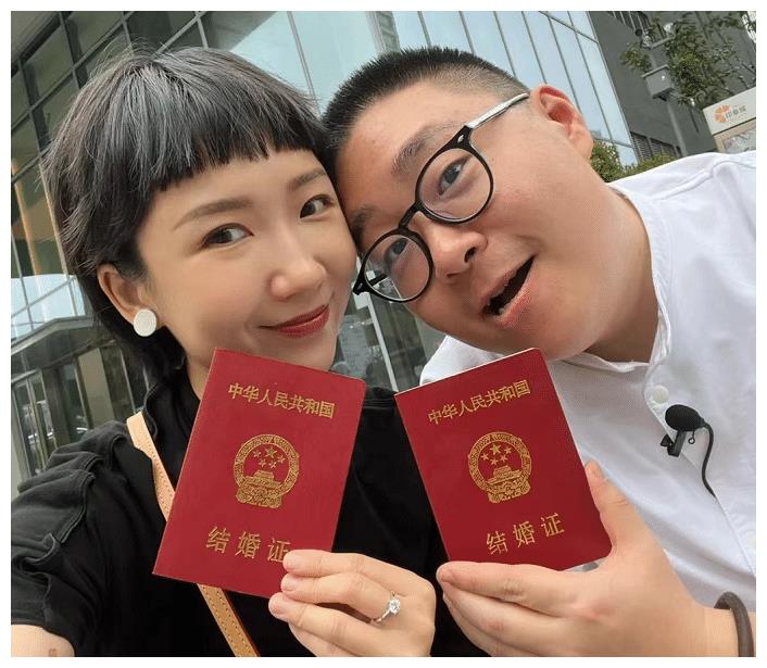 32岁郝劭文婚后首度受访！称有继女很棒，是否生娃会尊重妻子意愿休闲区蓝鸢梦想 - Www.slyday.coM