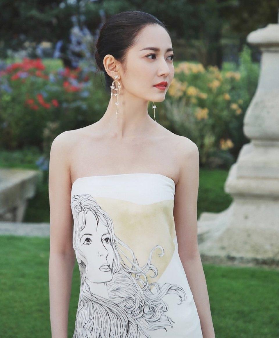 女演员陈钰琪,优雅大气,美艳迷人!__财经头条