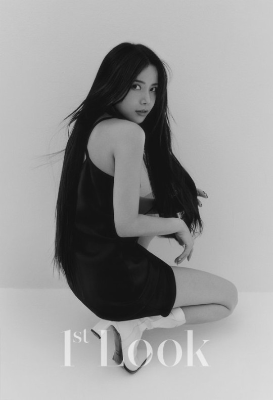 mamamoo成员颂乐最新杂志写真曝光