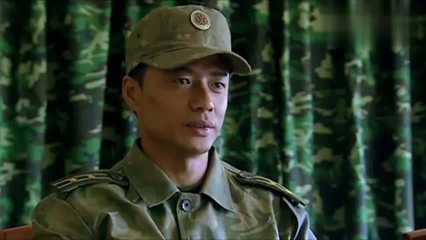 士兵突击:吴哲被袁朗钦定留下,最关键的是,他能和许三多做朋友