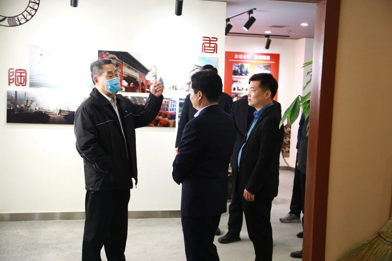 抗疫情保生产,促转型升级!刘满仓一行走进仰韶酒业参访调研