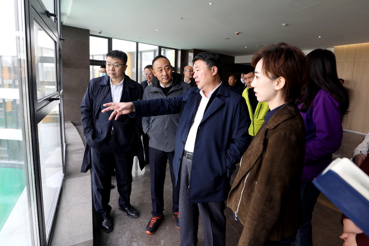 董峰率队调研数字经济产业园项目建设情况