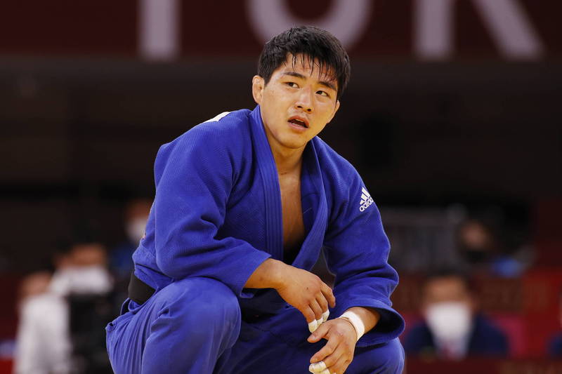 东京奥运才拿铜牌韩国柔道王者安昌林突然宣布退役