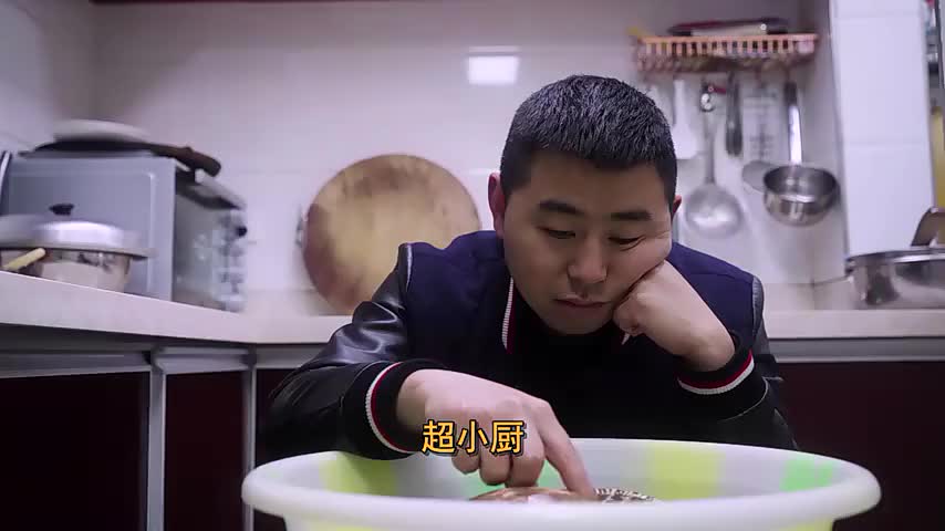 超小厨买个7斤多椰子螺,这么大海螺第一次见,味道鲜美果然好吃