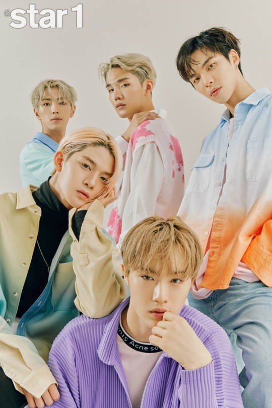 韩国男团cix最新杂志写真曝光