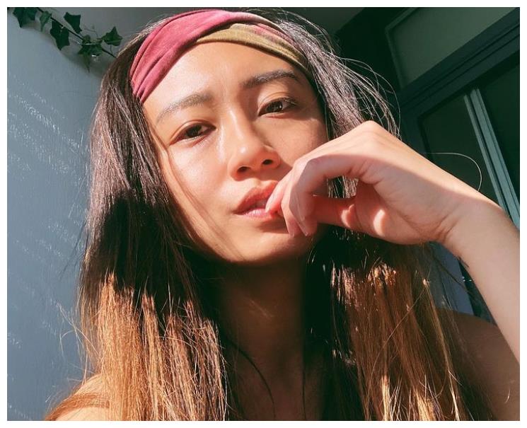 苗侨伟女儿宣布主演惊悚电影,曾3度拒绝tvb参选港姐邀约|苗侨伟|苗彤