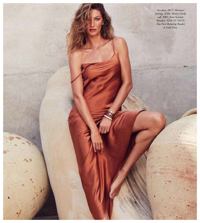 38岁吉娘娘素颜大笑太美!结婚10年被宠上天,儿女双全赢过小李子